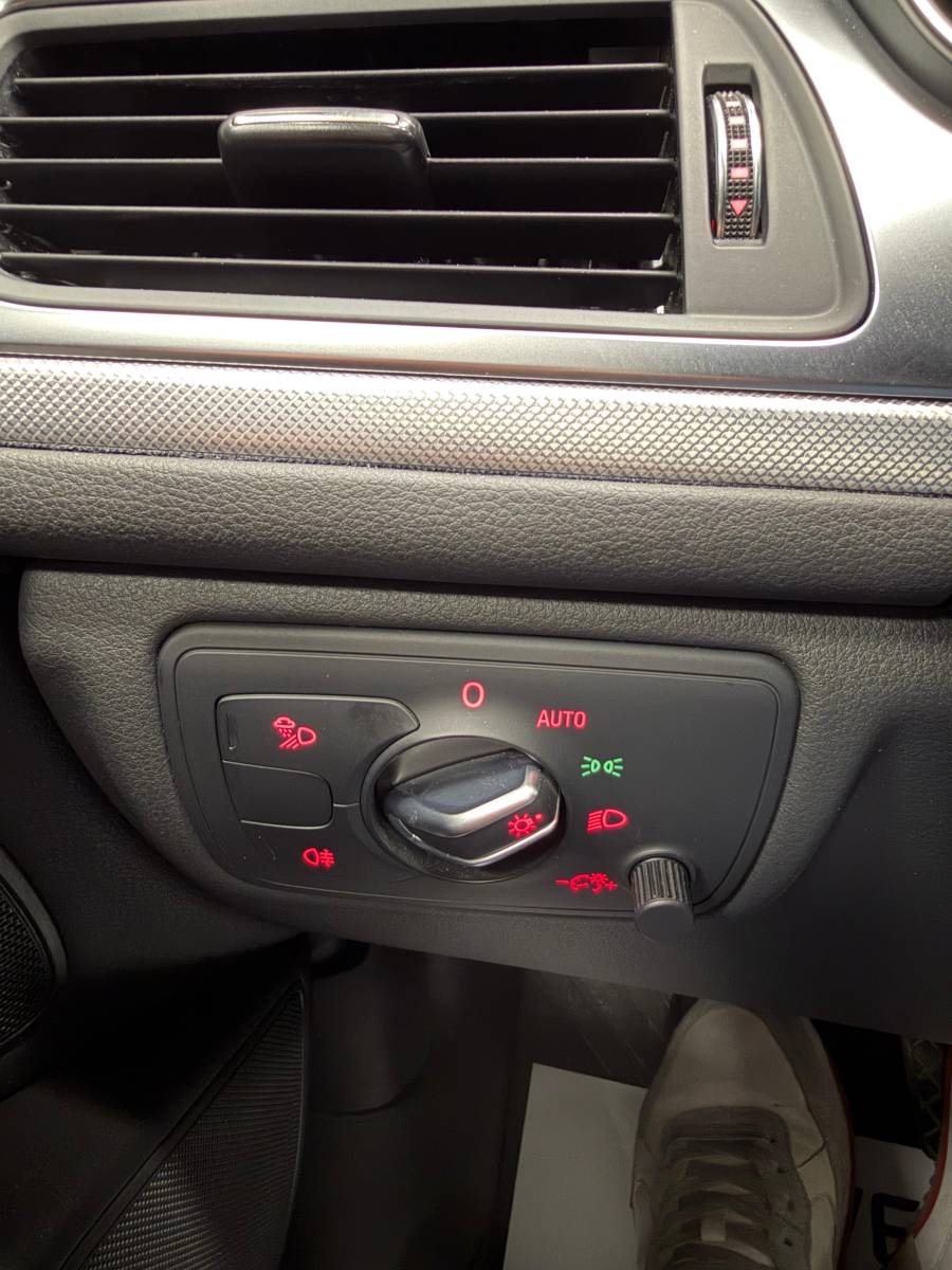 AUDI A6 2.0