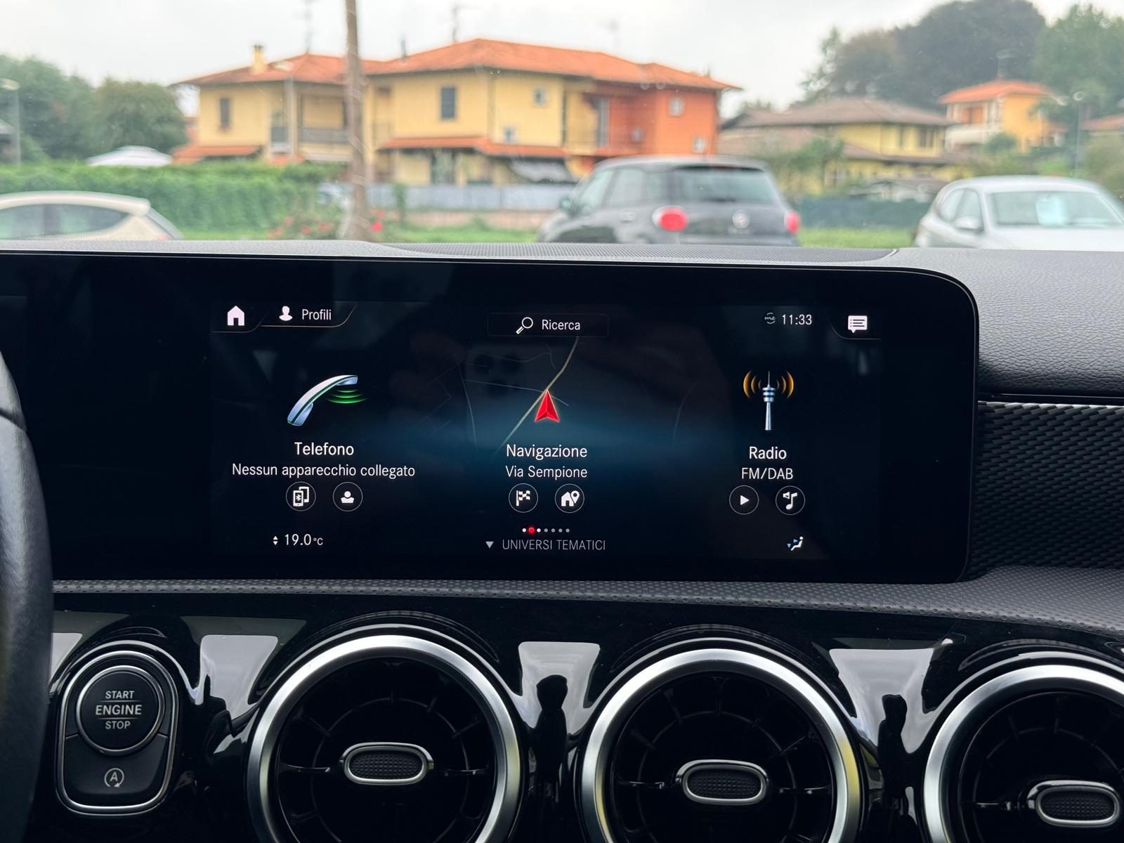 Mercedes-benz A 180 Sedan Premium pack AMG 136cv