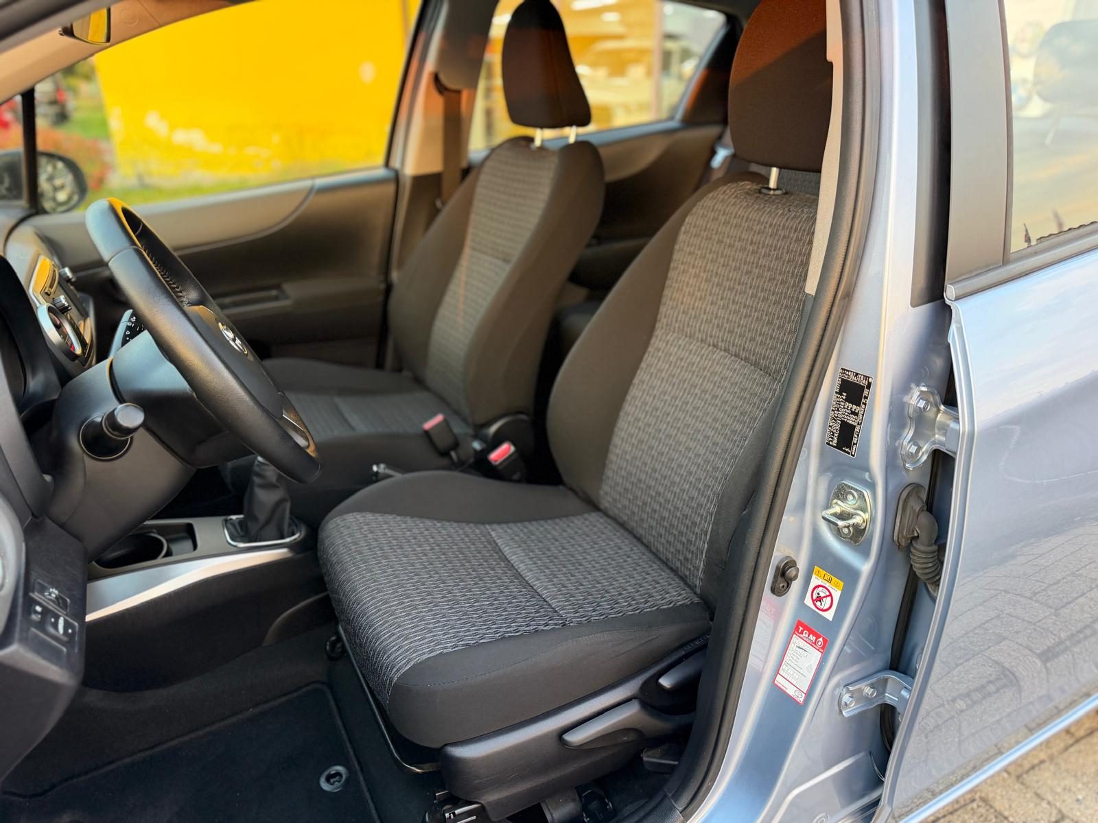Toyota Yaris 1.4 D-4D 5 porte Lounge