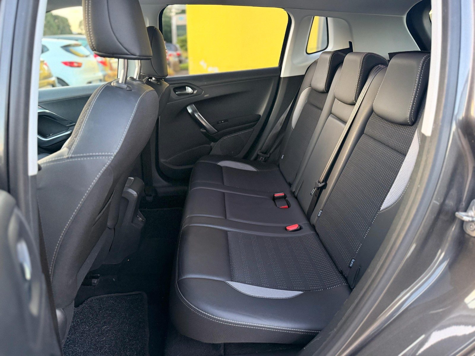 Peugeot 2008 1.6 BlueHdi 100cv