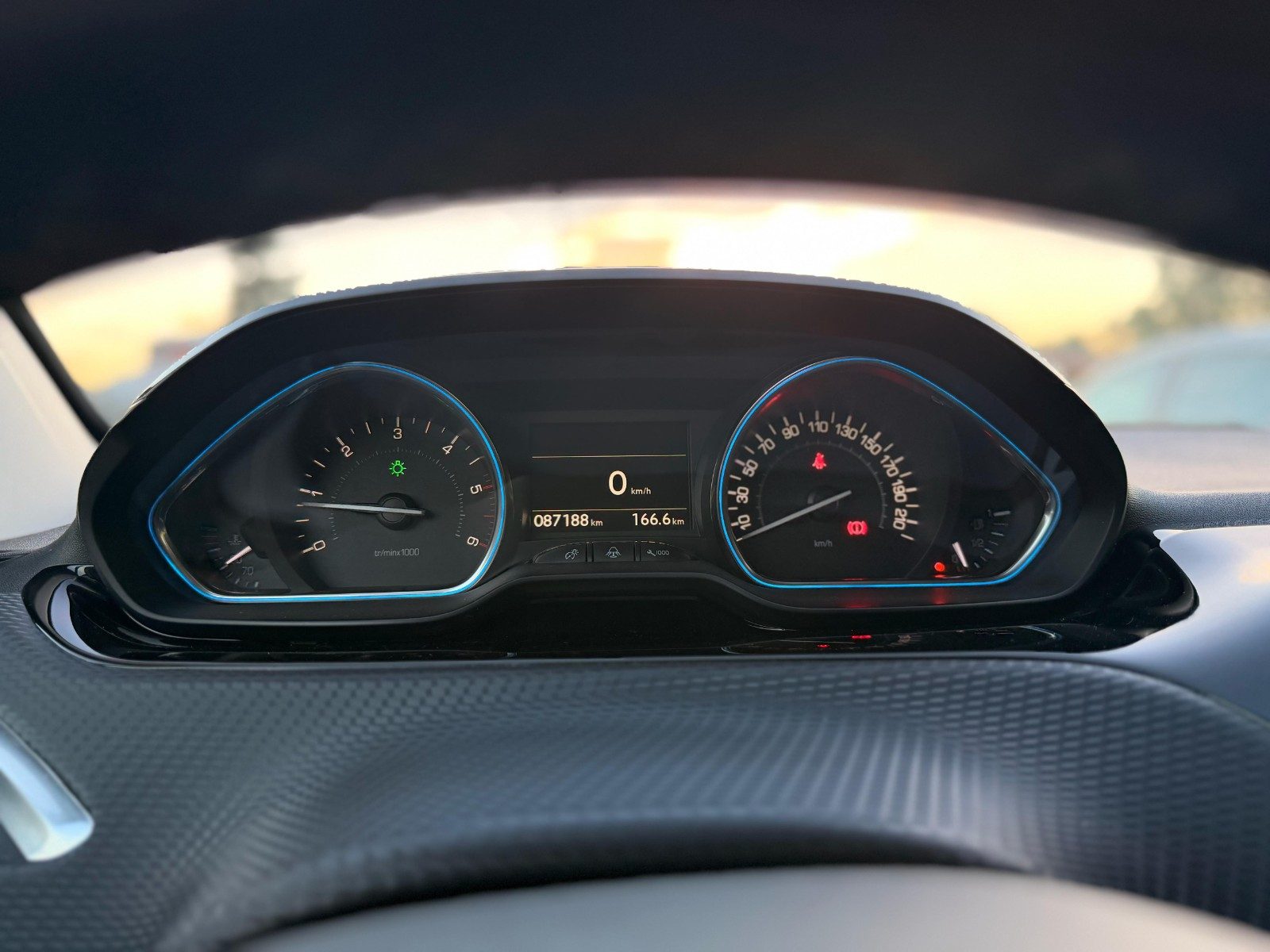 Peugeot 2008 1.6 BlueHdi 100cv