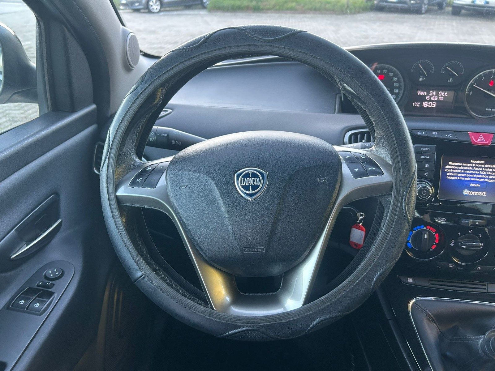 Lancia Ypsilon III 2015 1.2 Platinum 69cv