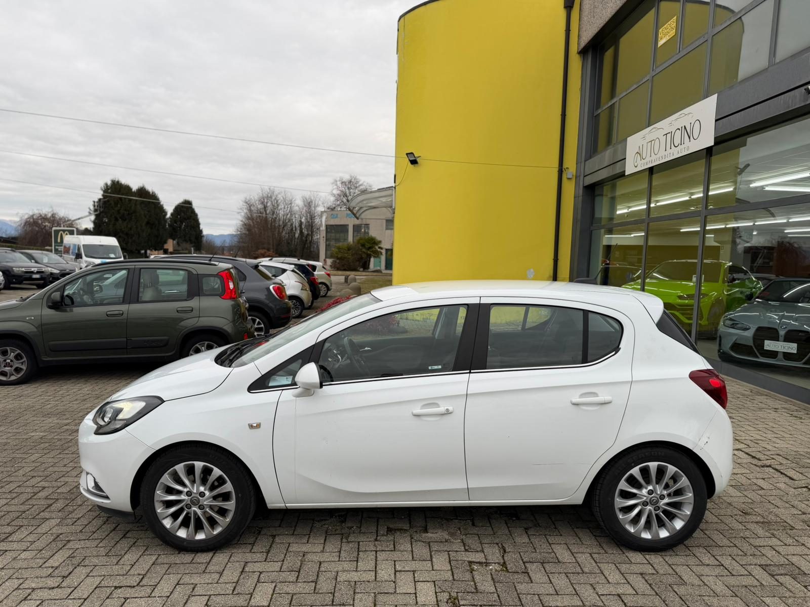 Opel Corsa 1.4 90CV GPL Tech 5 porte Innovation