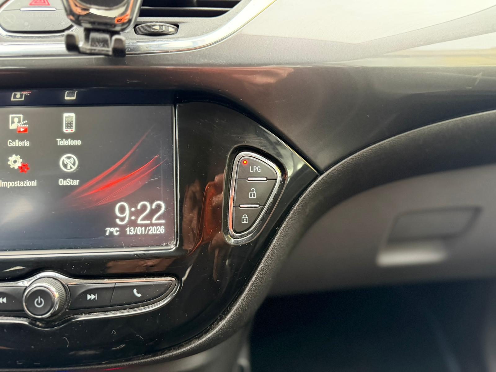 Opel Corsa 1.4 90CV GPL Tech 5 porte Innovation