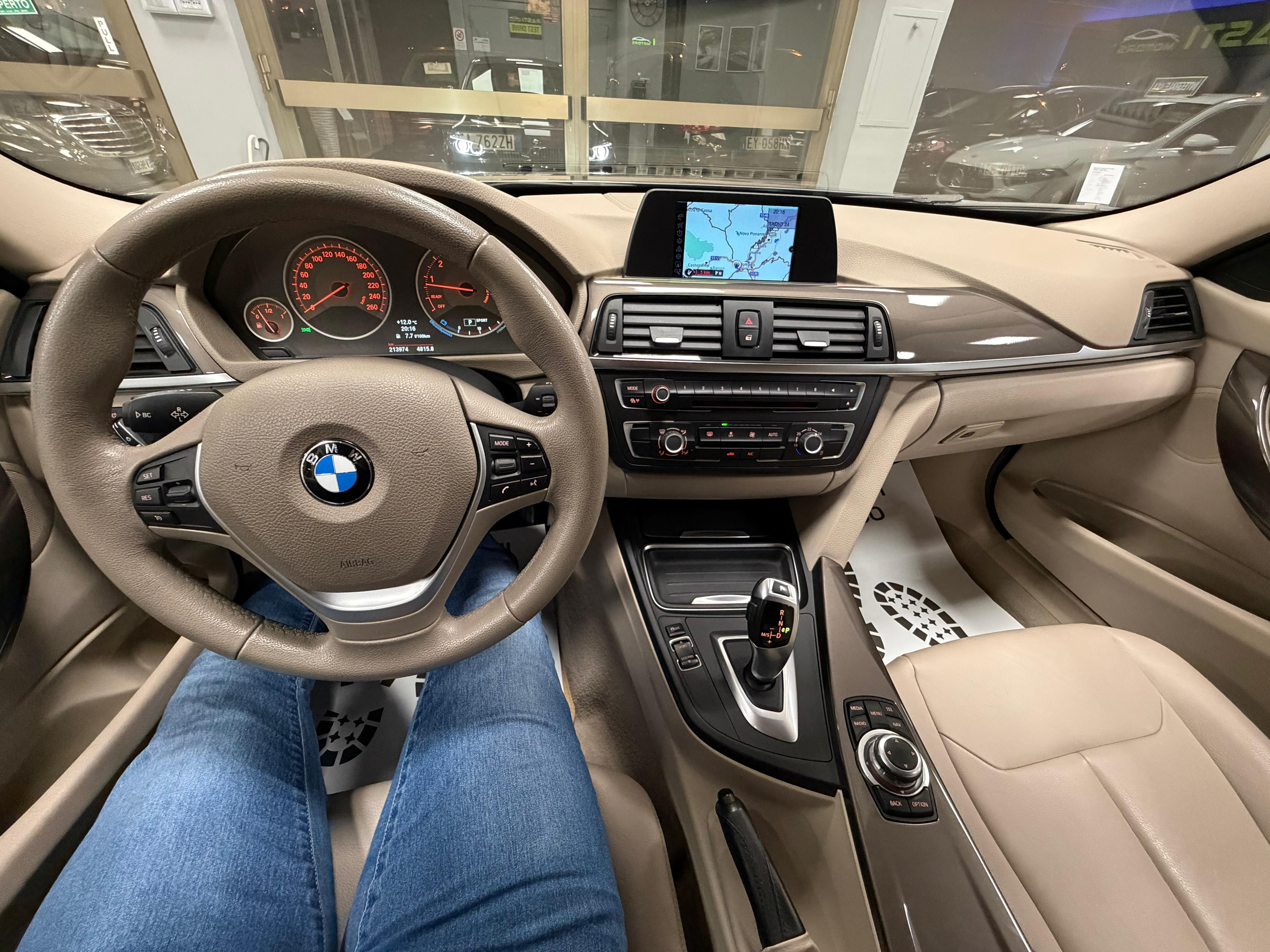 BMW 328 I 245 cv 2013 euro 6