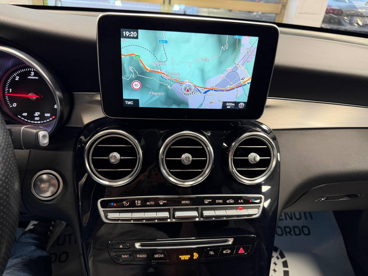 MERCEDES GLC 250 4 MATIC PREMIUM